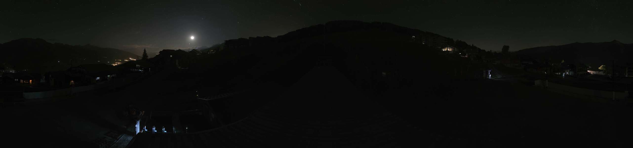 La Plagne Montalbert snow cam captured at 6 October 2026 at 4:00 am GMT+2