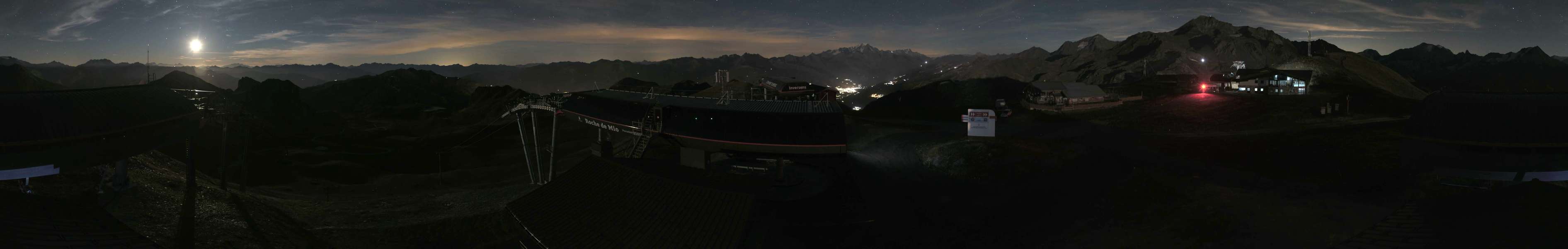 La Plagne Roche de Mio snow cam captured at 19 September 2026 at 11:35 pm GMT+2