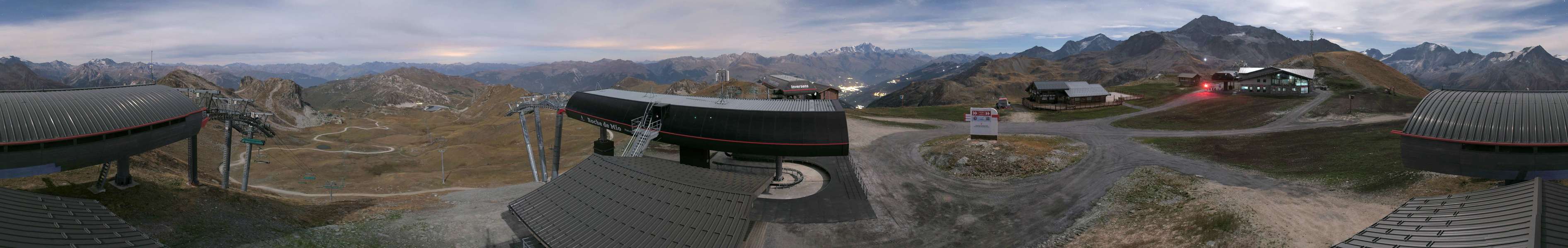 La Plagne Roche de Mio snow cam captured at 28 September 2026 at 11:45 pm GMT+2