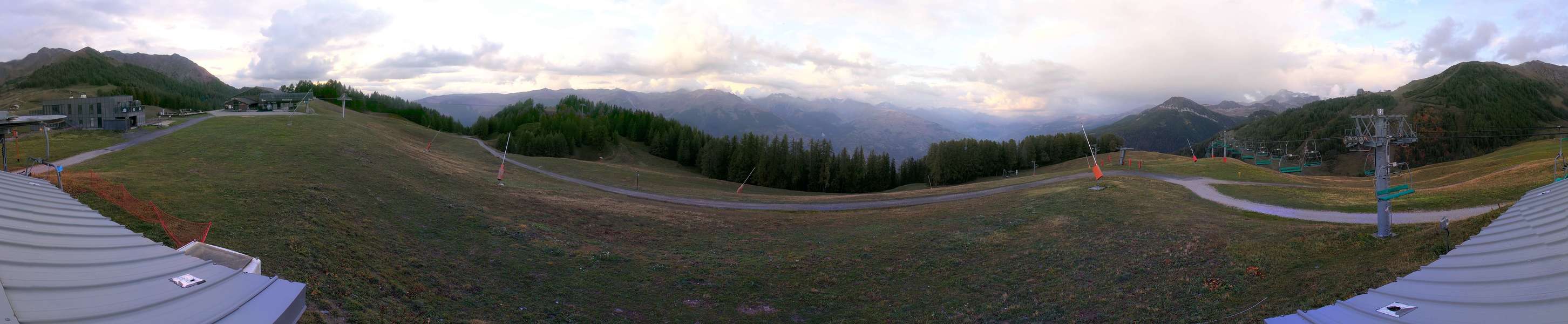 La Plagne Fornelet snow cam captured at 4 October 2026 at 6:53 pm GMT+2