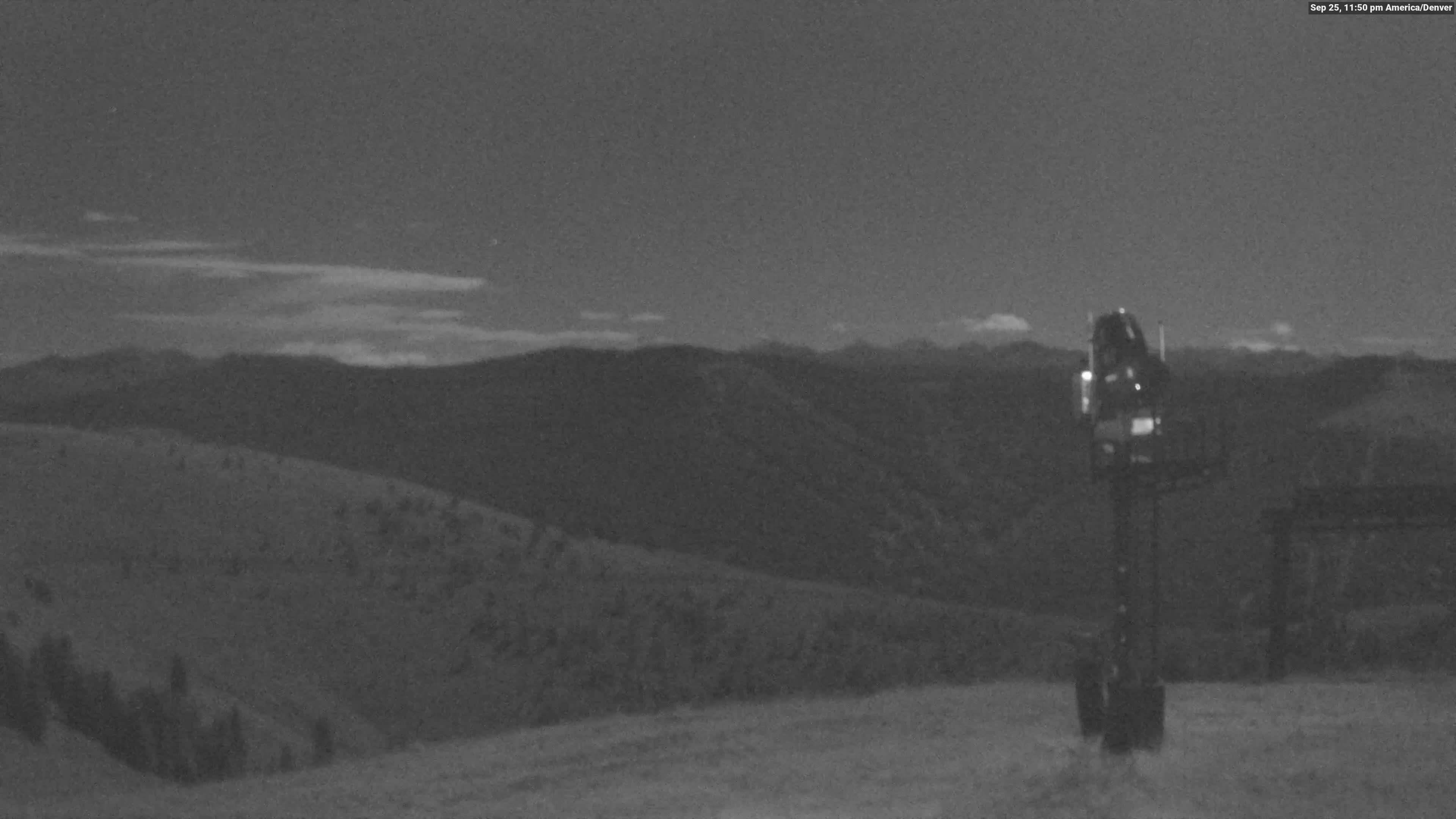 Vail Sun Up Bowl Overlook snow cam captured at 25 September 2026 at 11:51 pm GMT-6