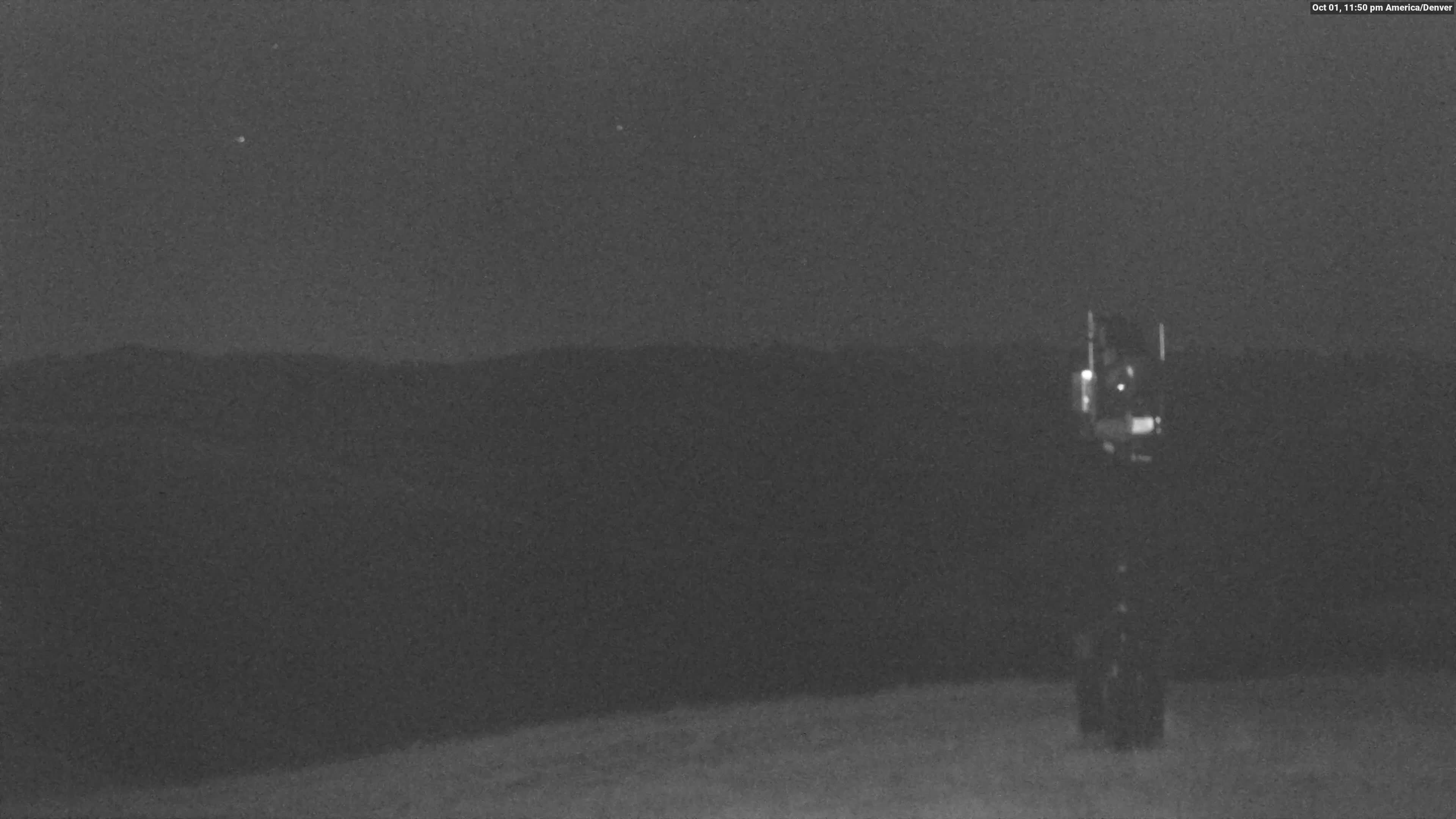 Vail Sun Up Bowl Overlook snow cam captured at 1 October 2026 at 11:50 pm GMT-6