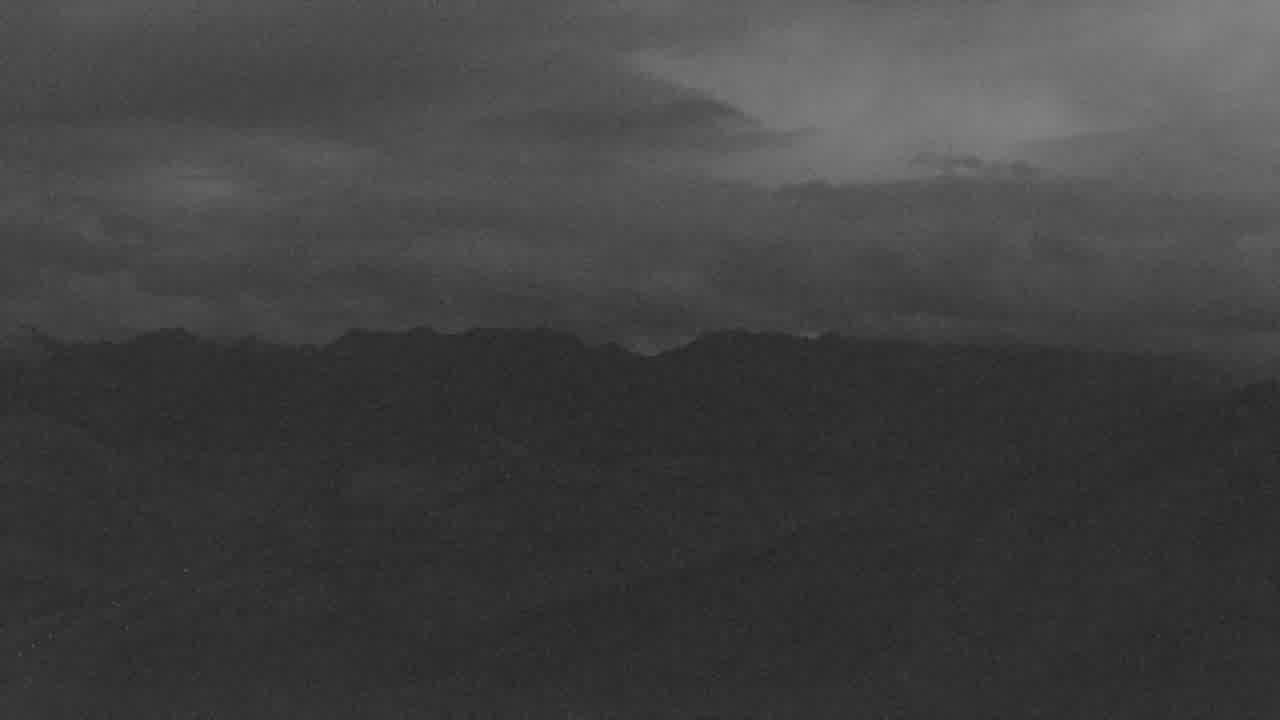 Vail Gore Range snow cam captured at 24 September 2026 at 11:50 pm GMT-6