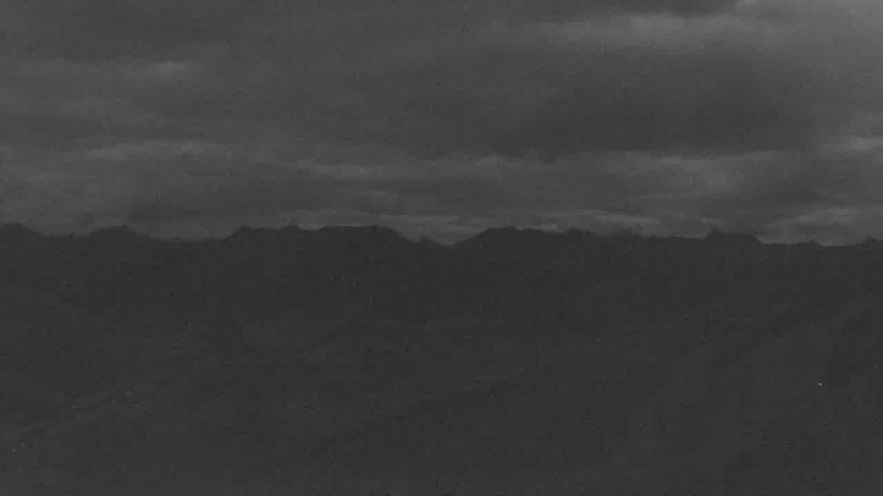 Vail Gore Range snow cam captured at 28 September 2026 at 11:51 pm GMT-6