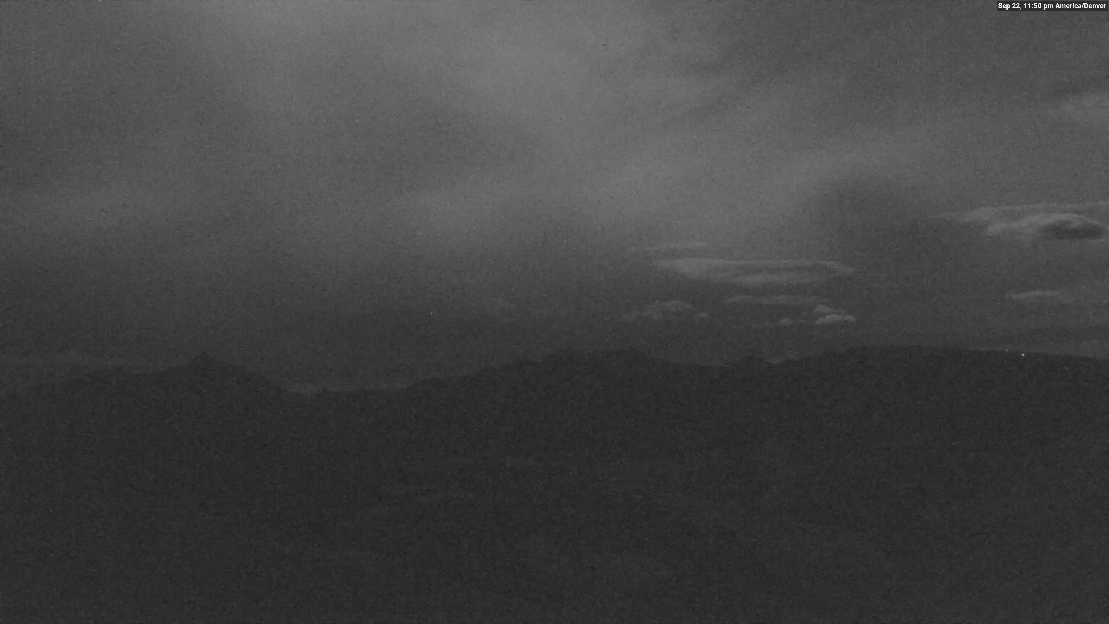 Vail Eagle's Nest snow cam captured at 22 September 2026 at 11:52 pm GMT-6