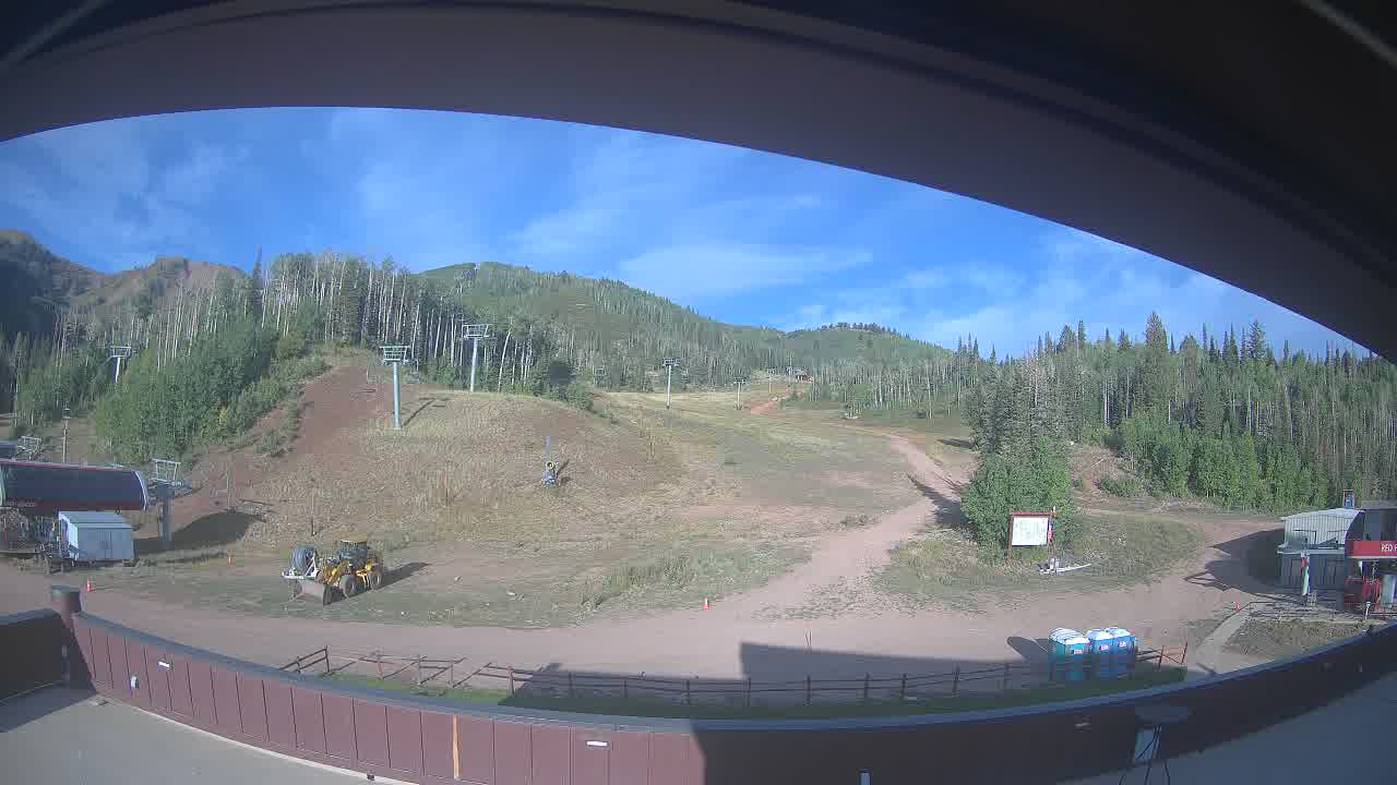 Park City High Meadow snow cam captured at 15 September 2026 at 8:28 am GMT-6