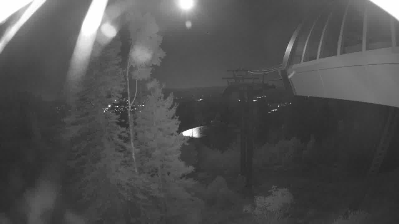 Park City Top of Orange Bubble snow cam captured at 30 September 2026 at 11:44 pm GMT-6