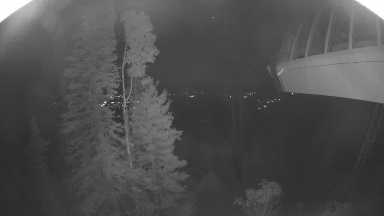 Park City Top of Orange Bubble snow cam captured at 4 October 2026 at 11:50 pm GMT-6