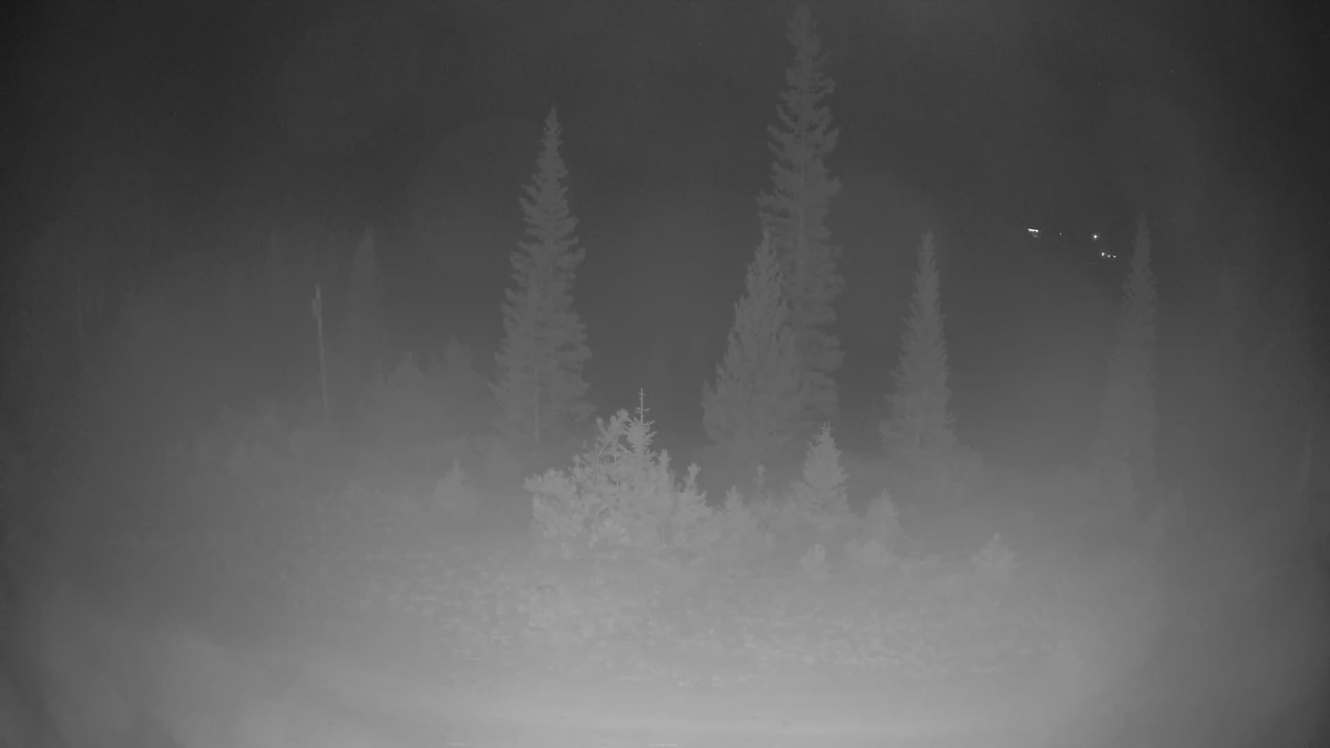 Breckenridge Peak 8 from Peak 9 snow cam captured at 5 October 2026 at 10:03 pm GMT-6