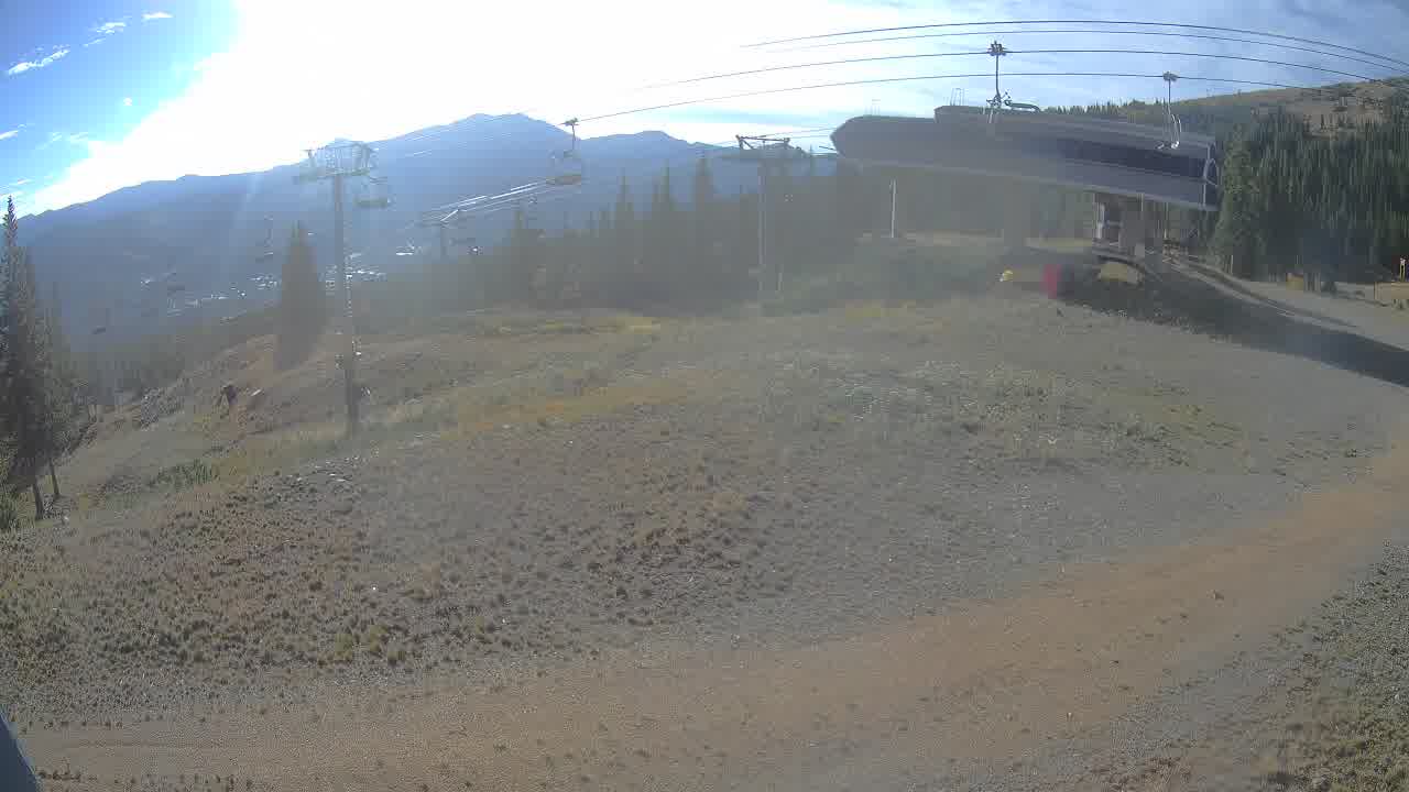 Breckenridge Peak 7 snow cam captured at 15 September 2026 at 8:23 am GMT-6