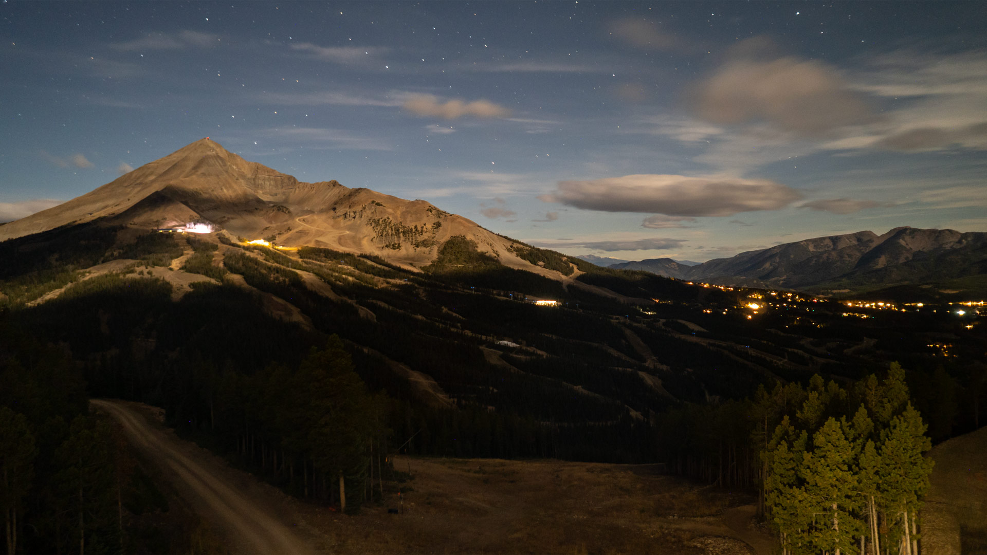 Big Sky Andesite Camera snow cam captured at 29 September 2026 at 10:58 pm GMT-6