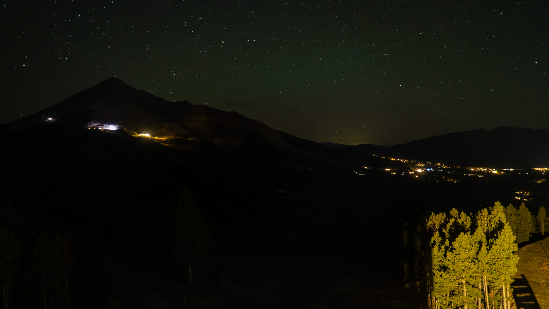Big Sky Andesite Camera snow cam captured at 3 October 2026 at 9:53 pm GMT-6
