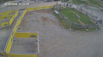 Serfaus-Fiss-Ladis Waldbahn Valley Station snow cam captured at 4 October 2026 at 5:09 pm GMT+2