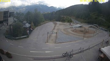 Serfaus-Fiss-Ladis Waldbahn Pump Track snow cam captured at 18 September 2026 at 5:02 pm GMT+2