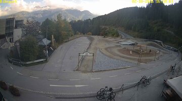 Serfaus-Fiss-Ladis Waldbahn Pump Track snow cam captured at 2 October 2026 at 5:05 pm GMT+2