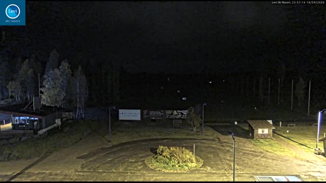 Levi Levi Golf Range snow cam captured at 18 September 2026 at 11:57 pm GMT+3