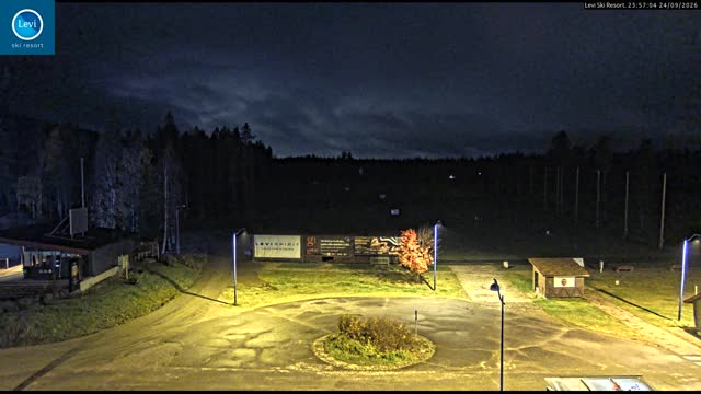 Levi Levi Golf Range snow cam captured at 24 September 2026 at 11:57 pm GMT+3