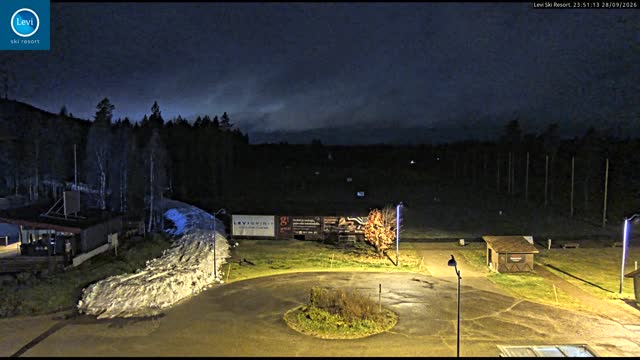 Levi Levi Golf Range snow cam captured at 28 September 2026 at 11:51 pm GMT+3
