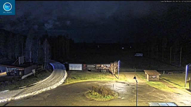 Levi Levi Golf Range snow cam captured at 6 October 2026 at 5:36 am GMT+3