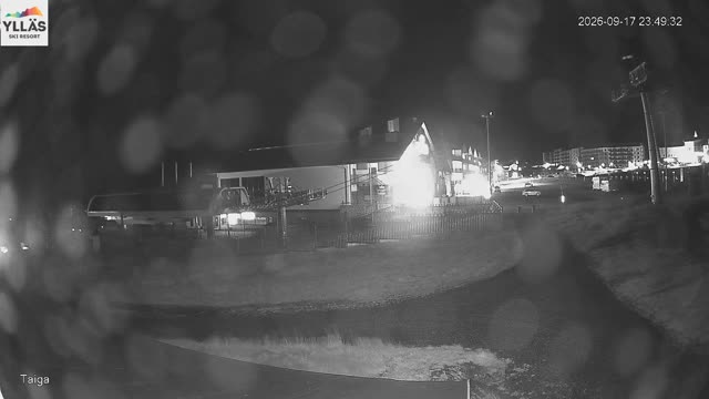 Ylläs Gondola Lower Station Live snow cam captured at 17 September 2026 at 11:49 pm GMT+3