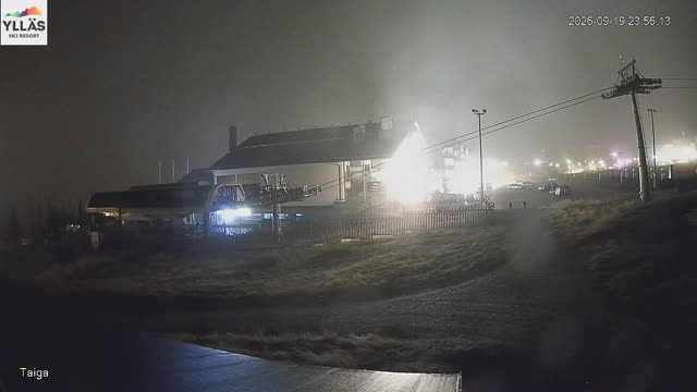 Ylläs Gondola Lower Station Live snow cam captured at 19 September 2026 at 11:56 pm GMT+3