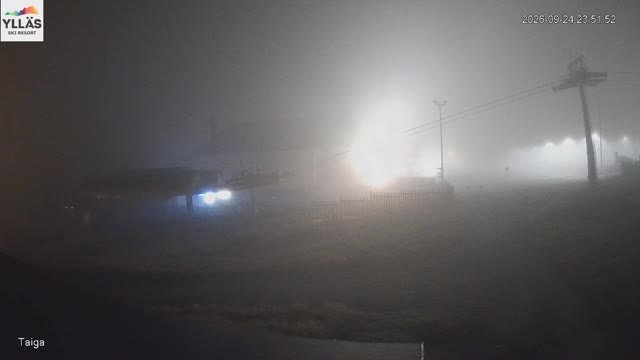 Ylläs Gondola Lower Station Live snow cam captured at 24 September 2026 at 11:52 pm GMT+3