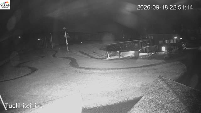 Ylläs Ylläs Express Live snow cam captured at 18 September 2026 at 11:51 pm GMT+3
