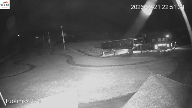Ylläs Ylläs Express Live snow cam captured at 21 September 2026 at 11:51 pm GMT+3