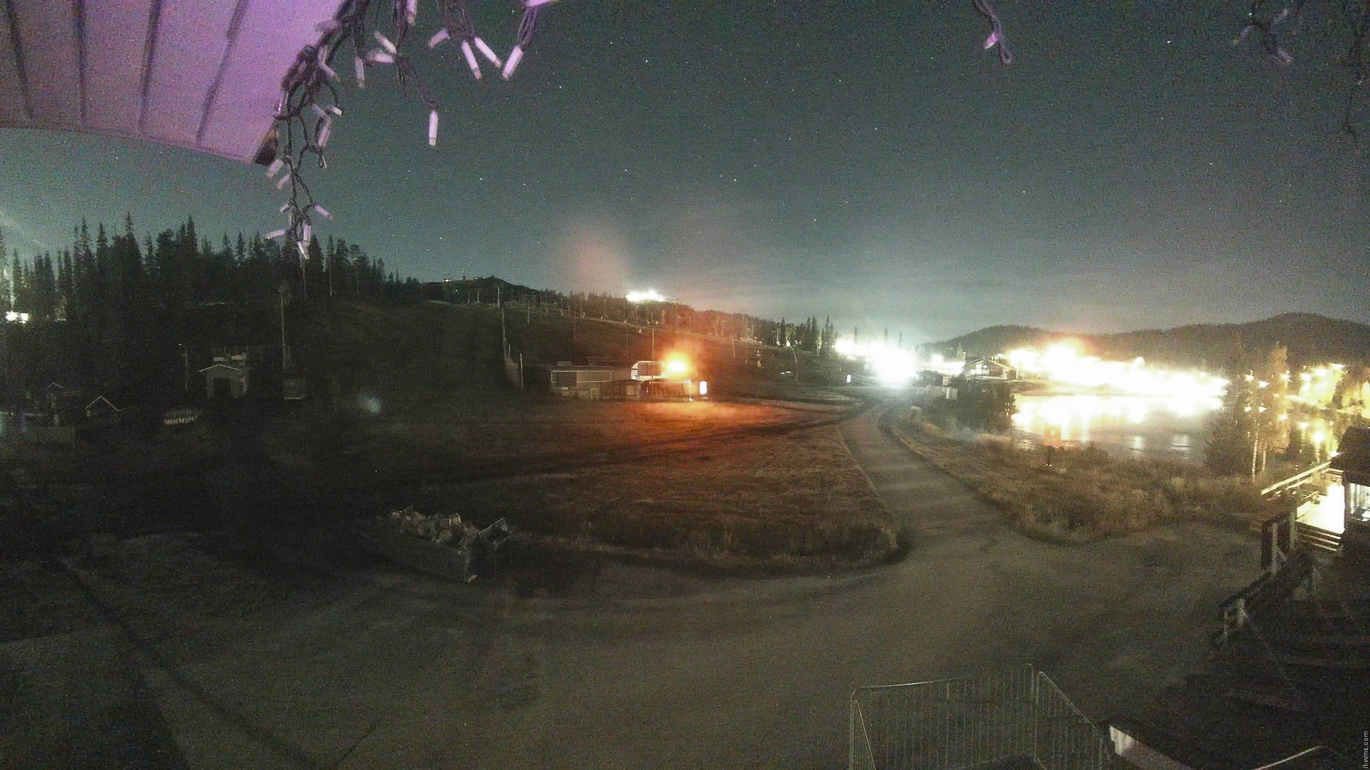 Ruka Vuosseli snow cam captured at 23 September 2026 at 11:01 pm GMT+3