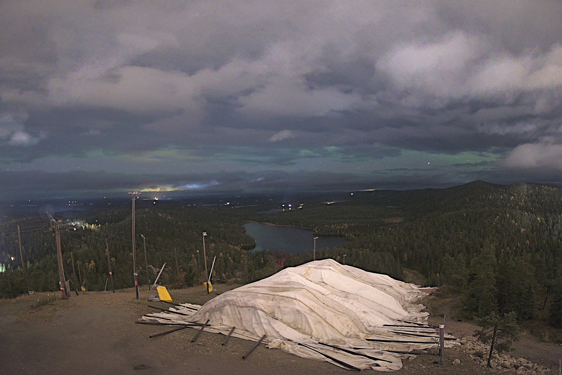 Ruka Pessari Summit snow cam captured at 19 September 2026 at 11:54 pm GMT+3