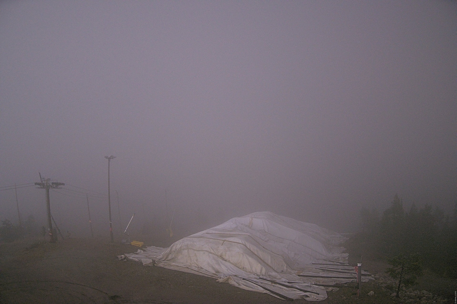 Ruka Pessari Summit snow cam captured at 1 October 2026 at 11:43 pm GMT+3