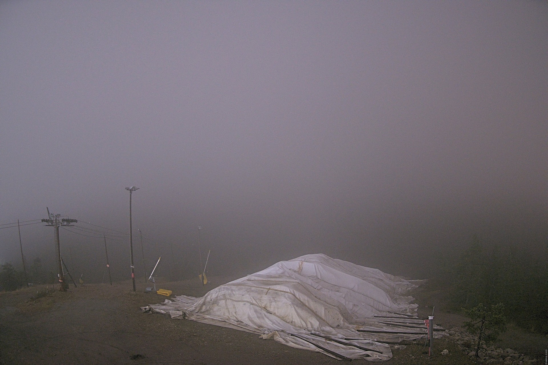 Ruka Pessari Summit snow cam captured at 3 October 2026 at 11:58 pm GMT+3