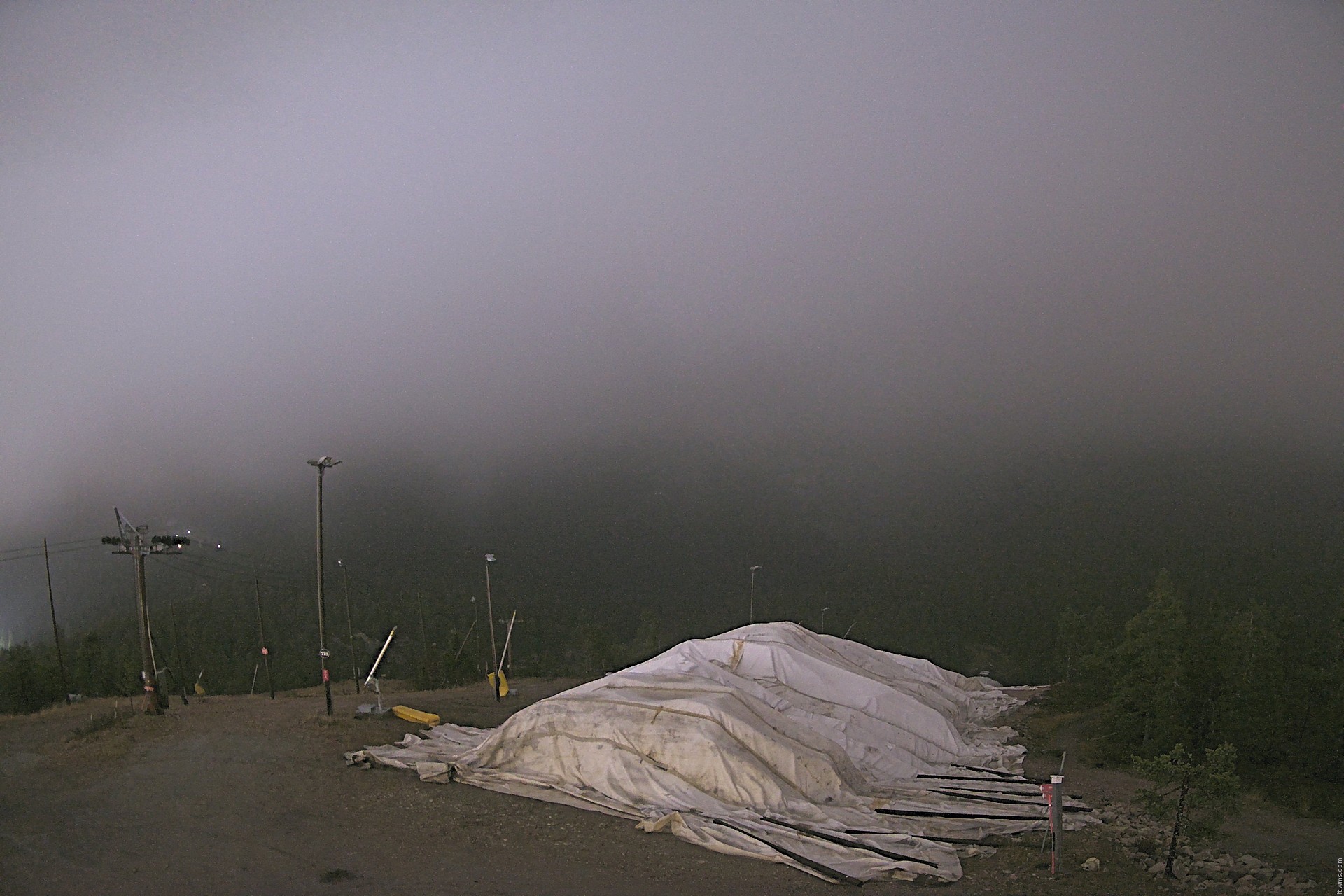 Ruka Pessari Summit snow cam captured at 5 October 2026 at 11:59 pm GMT+3