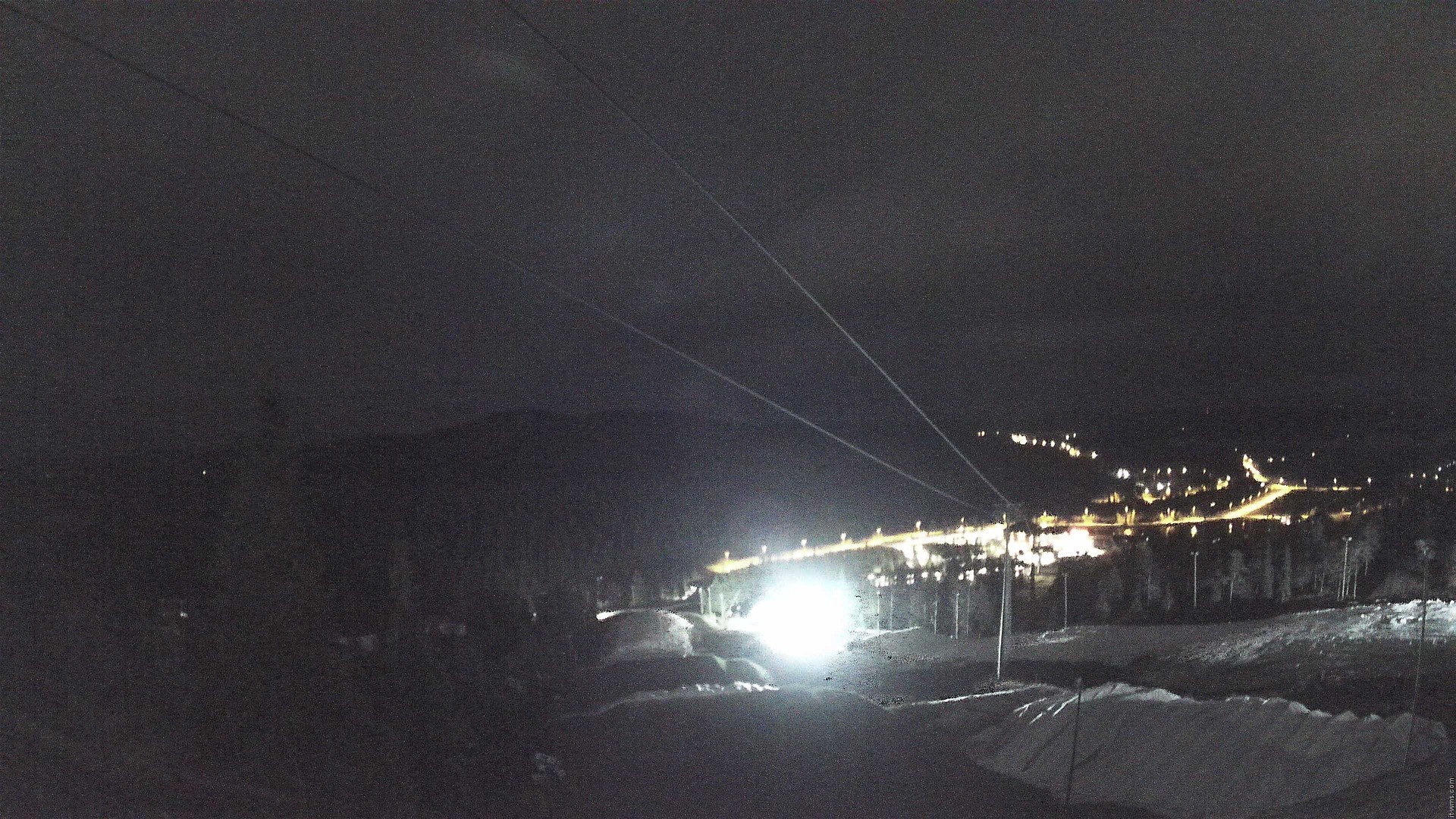 Ruka Ruka Park snow cam captured at 28 September 2026 at 11:11 pm GMT+3