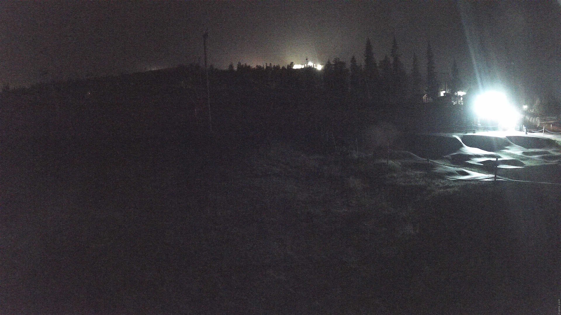 Ruka Ruka Park Junior snow cam captured at 13 September 2026 at 11:01 pm GMT+3