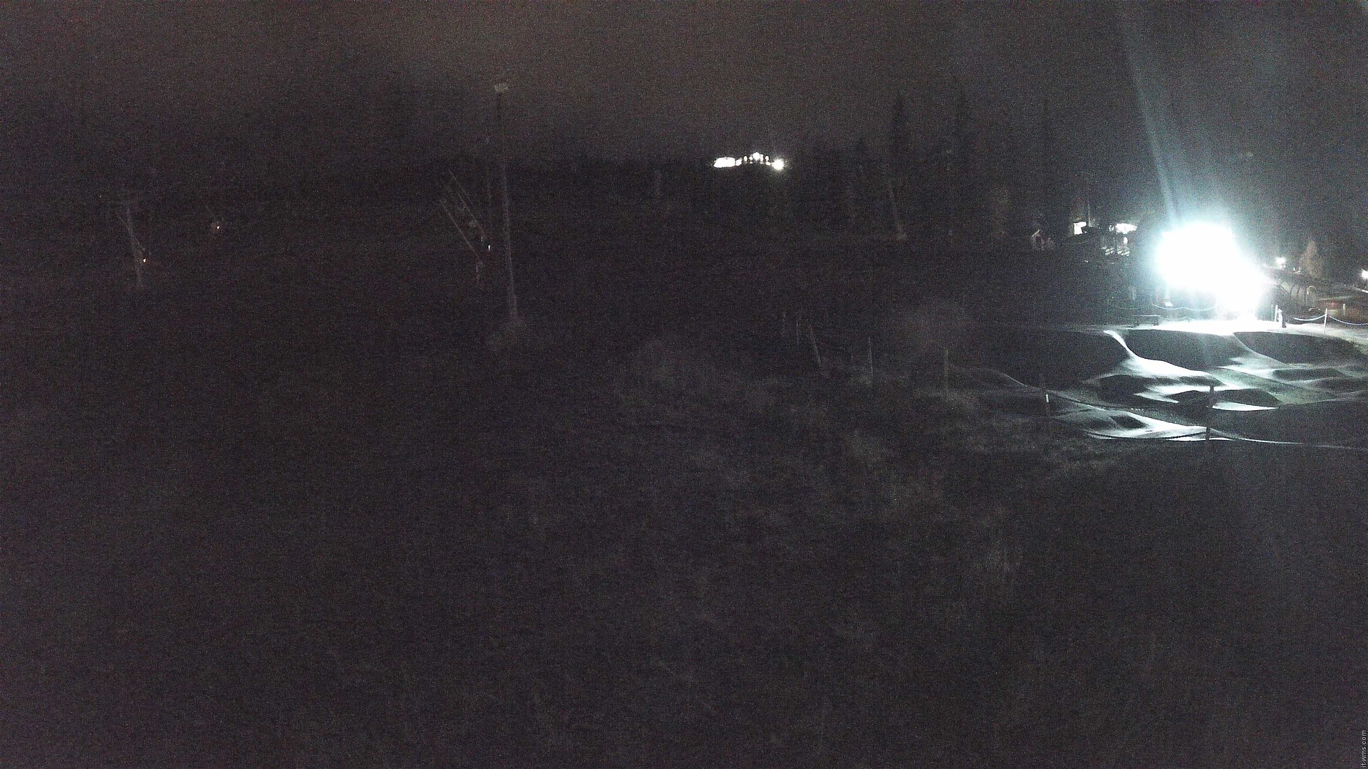 Ruka Ruka Park Junior snow cam captured at 19 September 2026 at 11:10 pm GMT+3