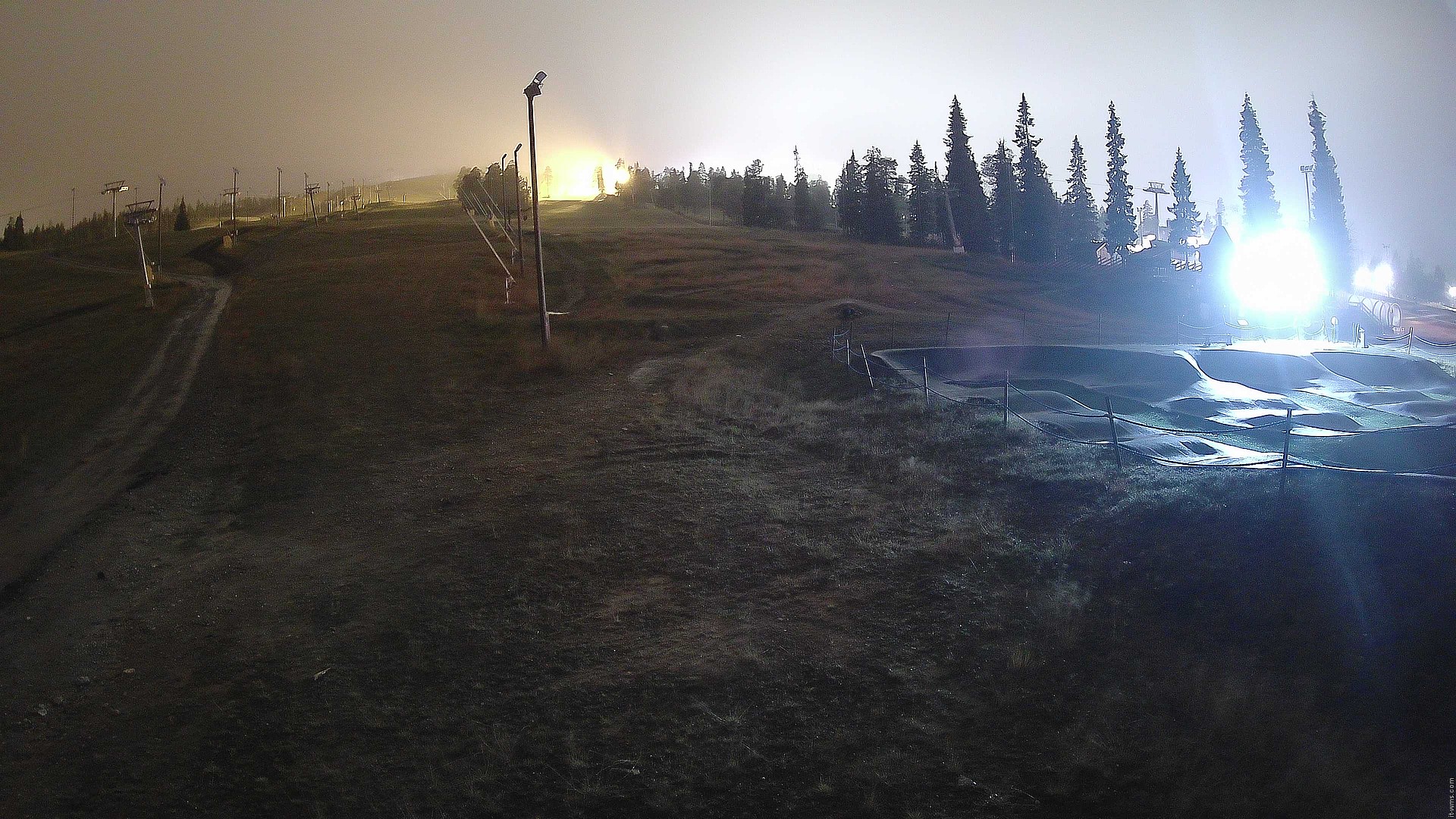 Ruka Ruka Park Junior snow cam captured at 5 October 2026 at 11:01 pm GMT+3