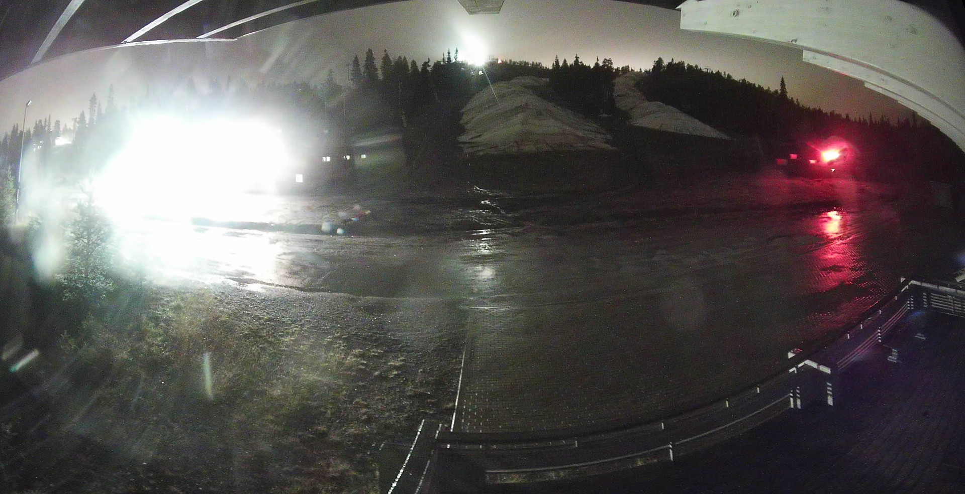 Ruka Saarua Taukotupa snow cam captured at 16 September 2026 at 11:01 pm GMT+3