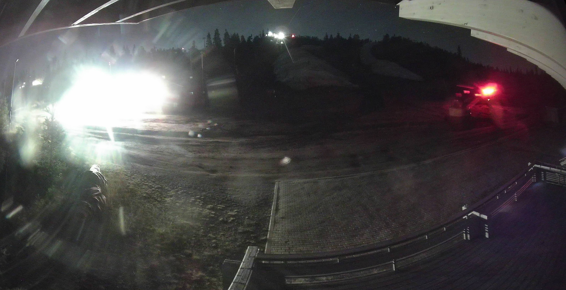 Ruka Saarua Taukotupa snow cam captured at 22 September 2026 at 11:11 pm GMT+3