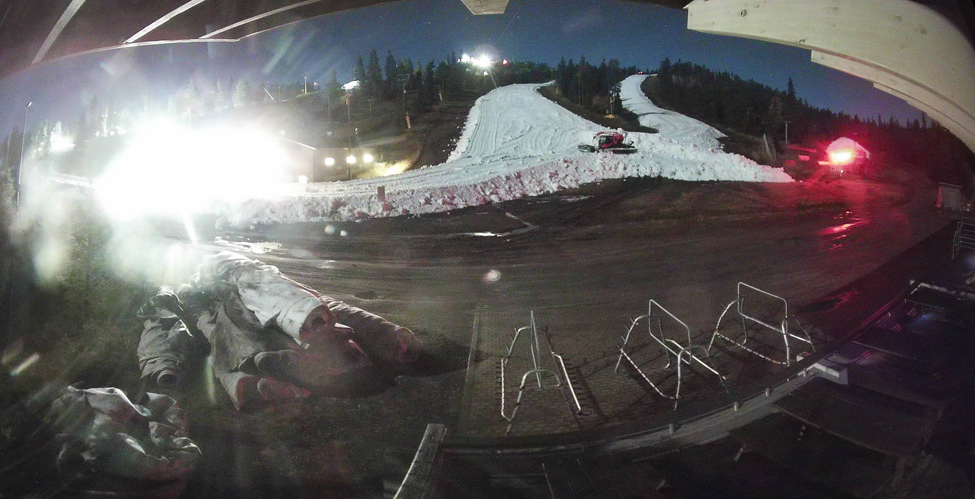 Ruka Saarua Taukotupa snow cam captured at 29 September 2026 at 11:04 pm GMT+3