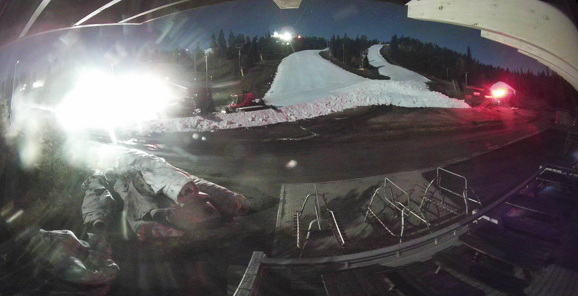 Ruka Saarua Taukotupa snow cam captured at 30 September 2026 at 11:07 pm GMT+3