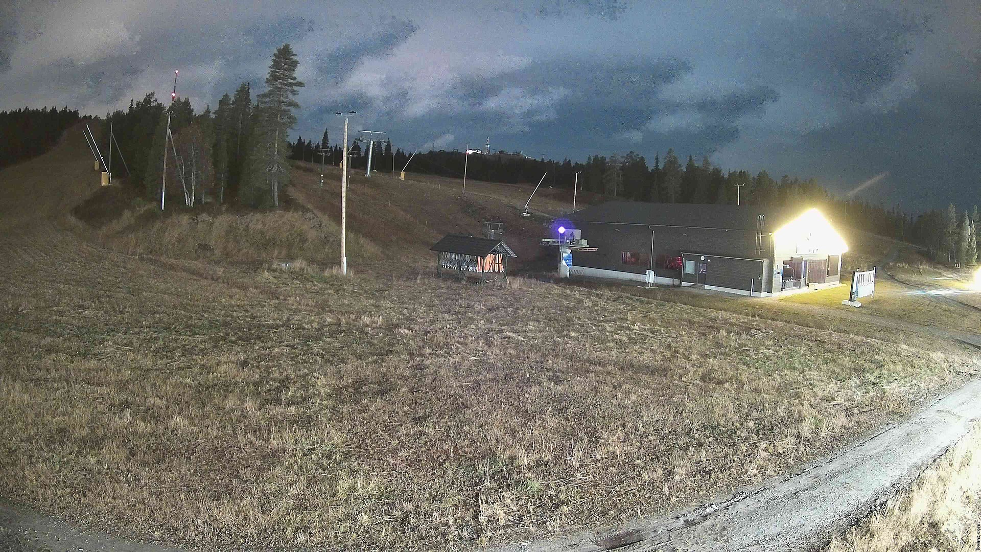 Ruka Masto Slopes snow cam captured at 28 September 2026 at 11:11 pm GMT+3