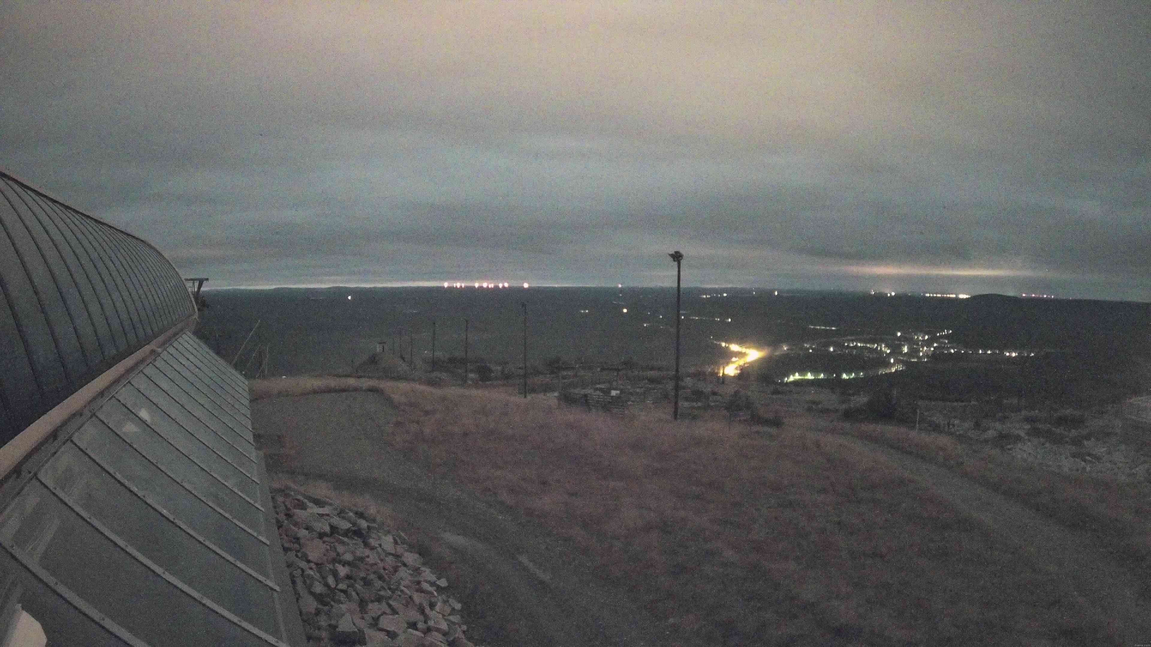Pyhä PyhäExpress Summit snow cam captured at 25 September 2026 at 11:05 pm GMT+3
