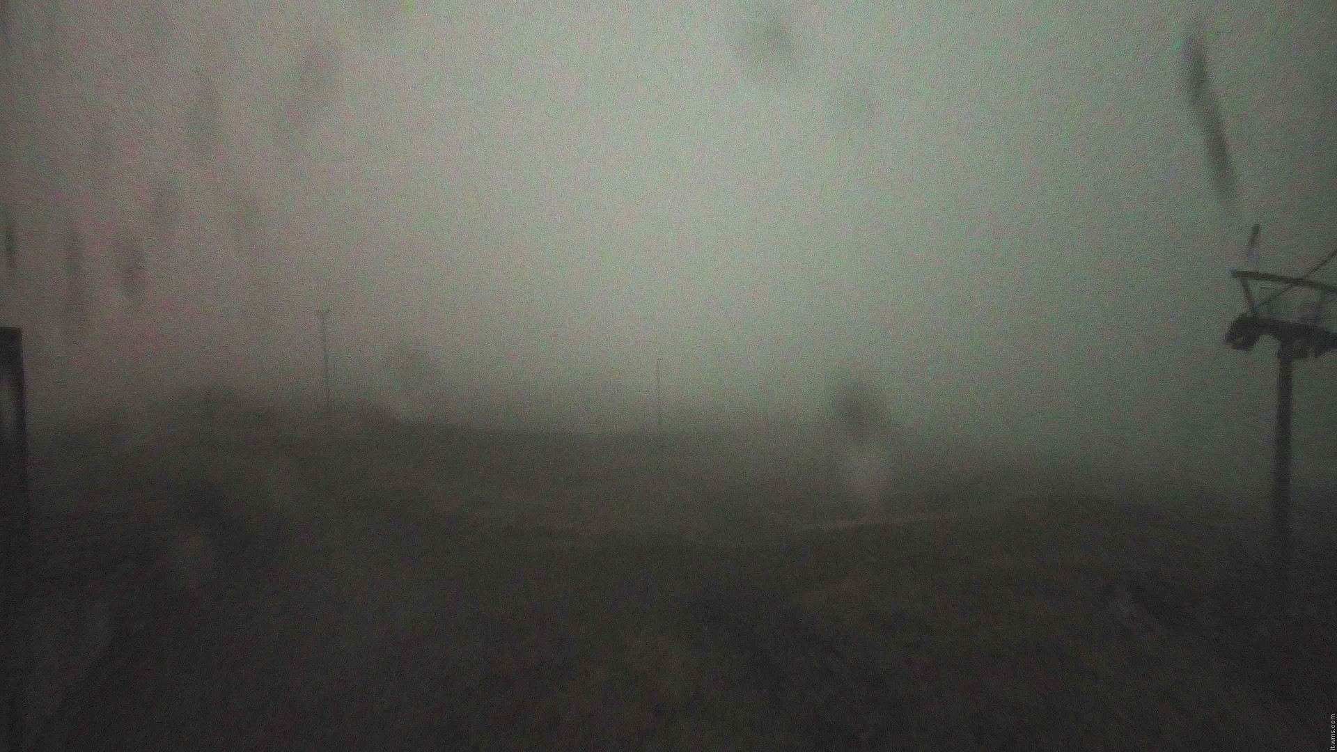 Pyhä PohjoisExpress Summit snow cam captured at 26 September 2026 at 11:51 pm GMT+3