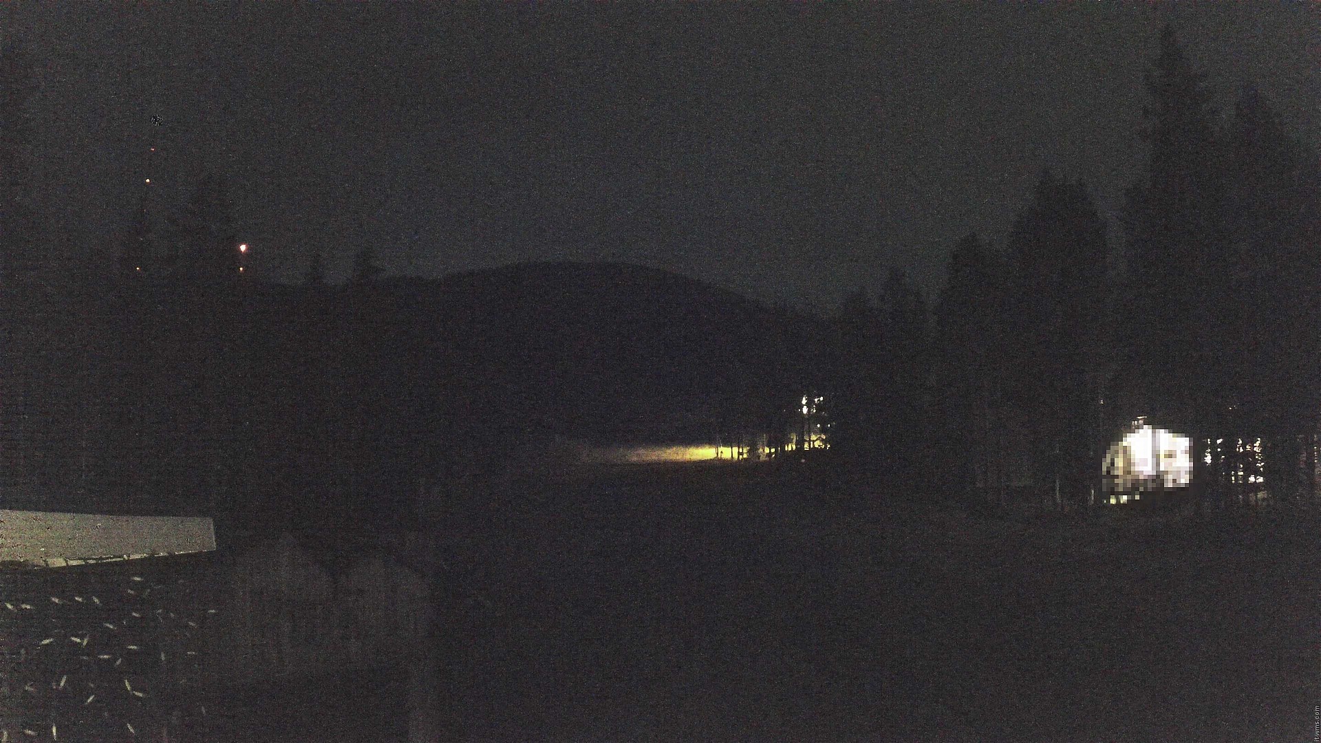Pyhä Family Slopes Base snow cam captured at 25 September 2026 at 11:05 pm GMT+3