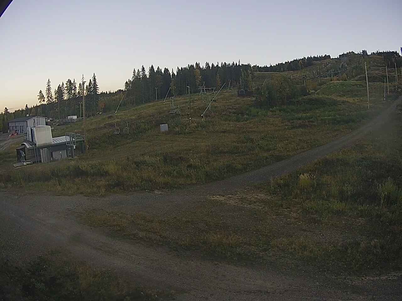 Vuokatti Vuokatti Slopes - Camera 1 snow cam captured at 15 September 2026 at 7:11 pm GMT+3