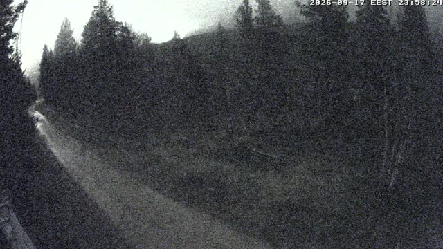 Saariselkä Saariselkä Ski Track Live snow cam captured at 17 September 2026 at 11:58 pm GMT+3