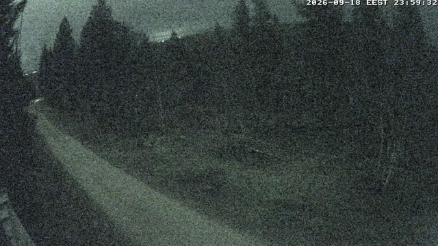 Saariselkä Saariselkä Ski Track Live snow cam captured at 18 September 2026 at 11:59 pm GMT+3
