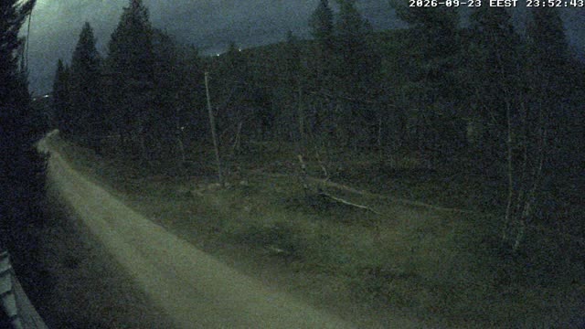 Saariselkä Saariselkä Ski Track Live snow cam captured at 23 September 2026 at 11:53 pm GMT+3