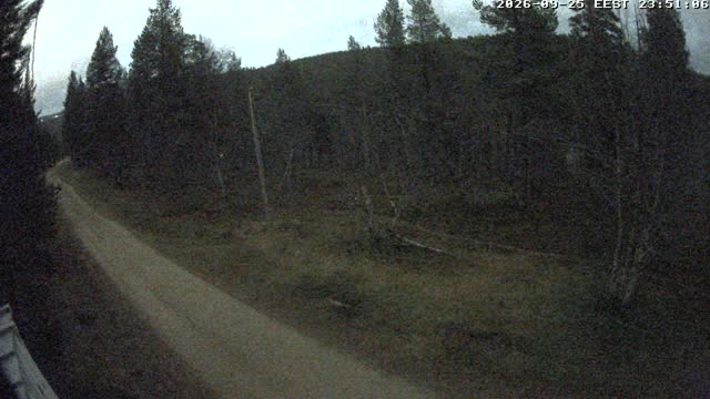 Saariselkä Saariselkä Ski Track Live snow cam captured at 25 September 2026 at 11:51 pm GMT+3